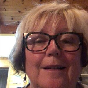 Meet your Posher, Paulette